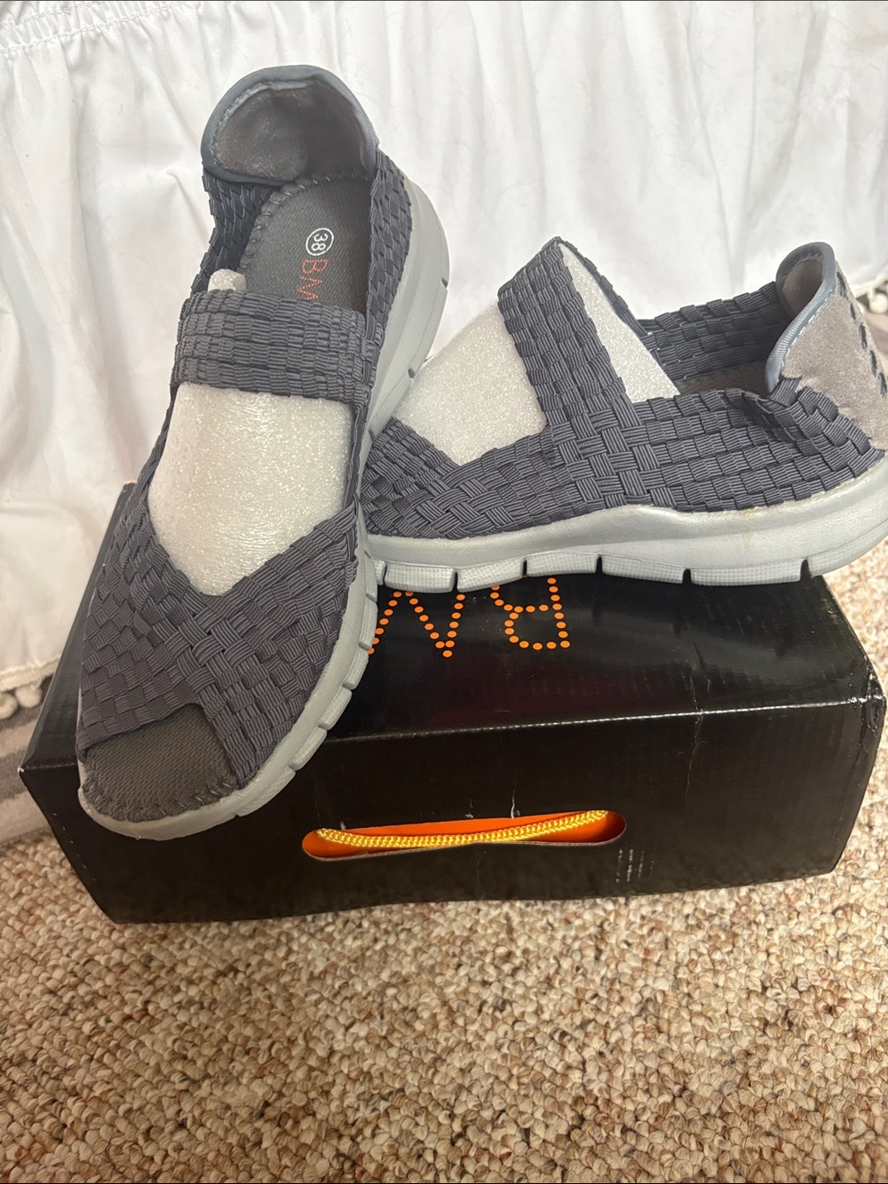 Grey Woven Slip-on Bernie mev size 38